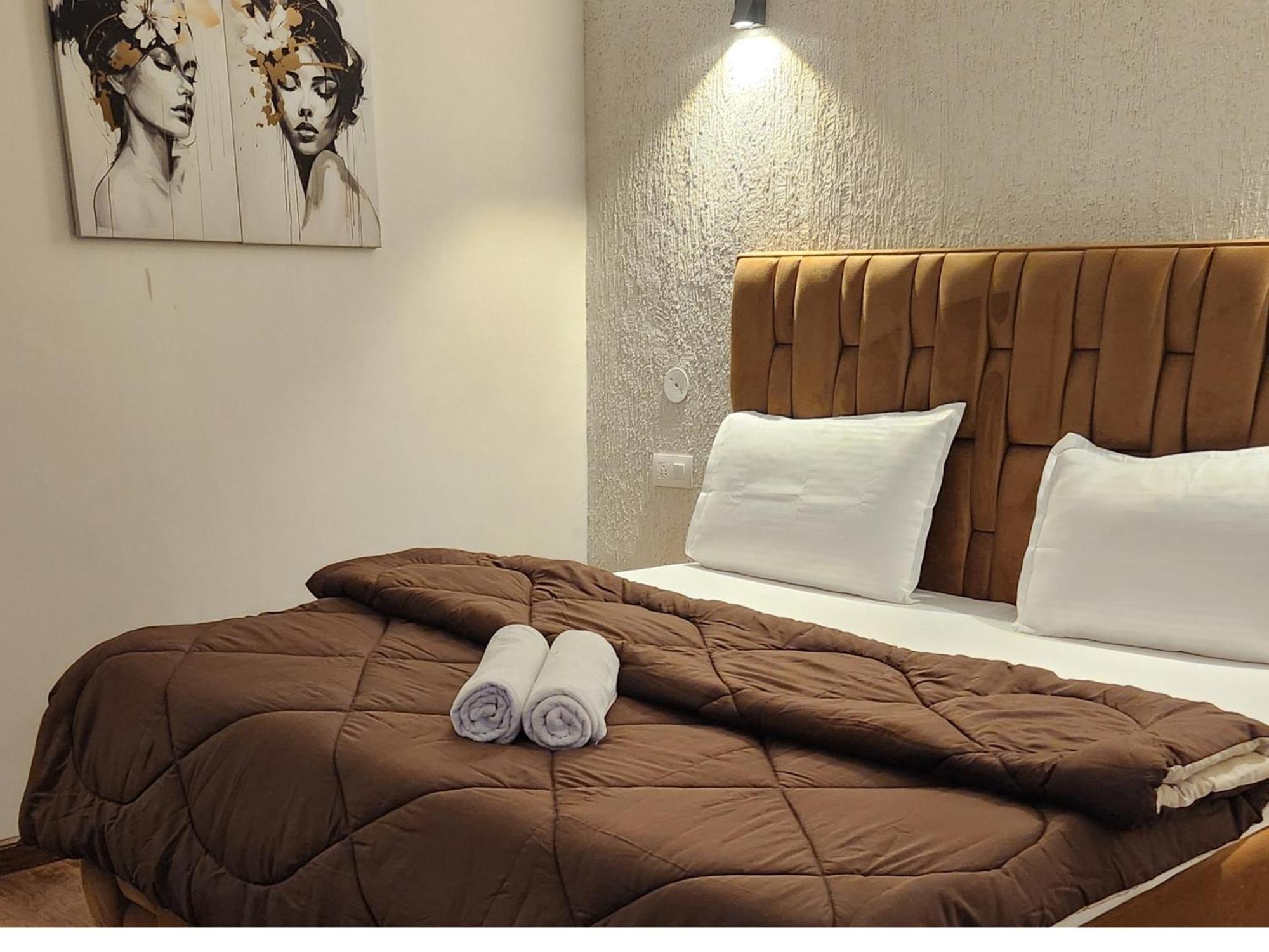 Hotel City Premier - Golf Course Road ,Gurgaon Exterior photo