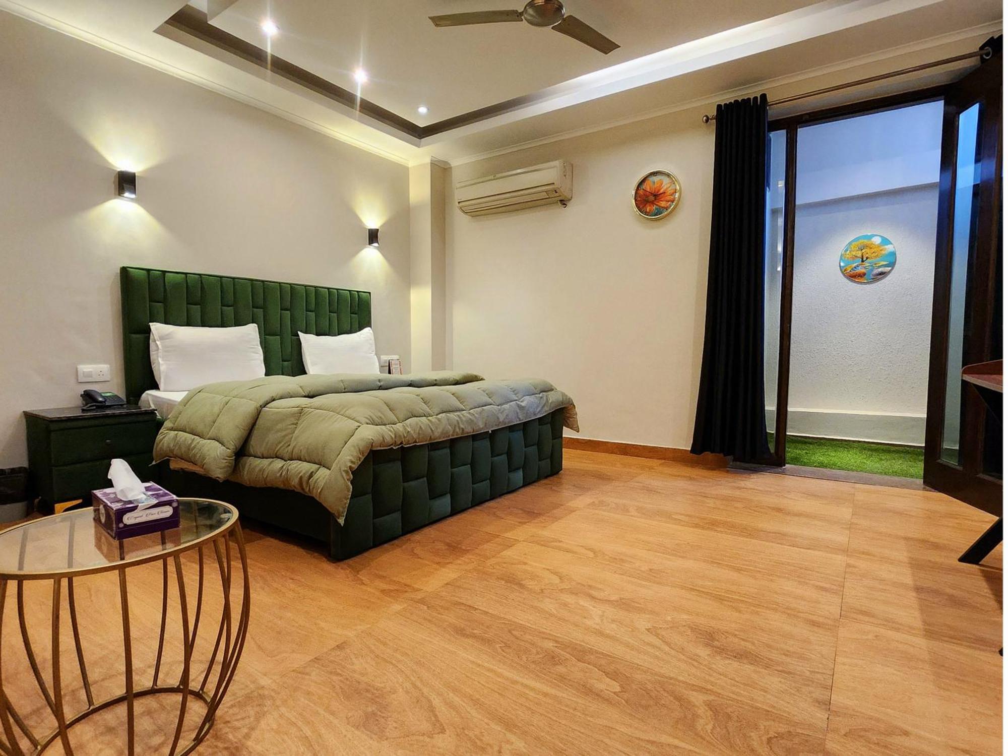 Hotel City Premier - Golf Course Road ,Gurgaon Exterior photo