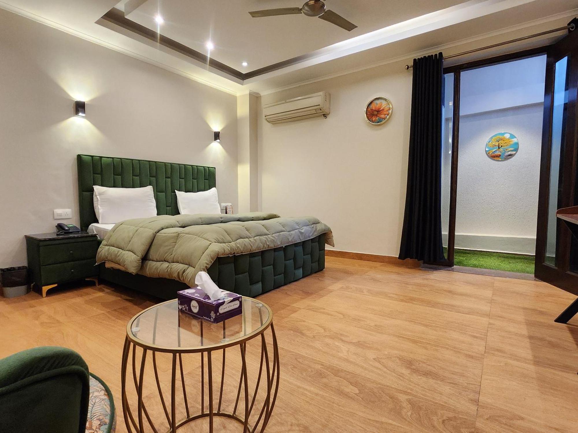 Hotel City Premier - Golf Course Road ,Gurgaon Exterior photo