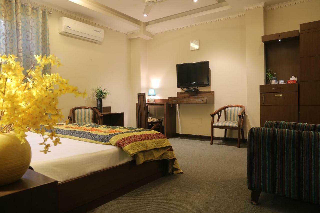 Hotel City Premier - Golf Course Road ,Gurgaon Exterior photo